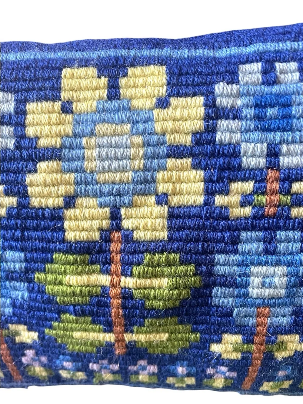 Vintage pillow, possibly handmade, zipper and removable pillow insert